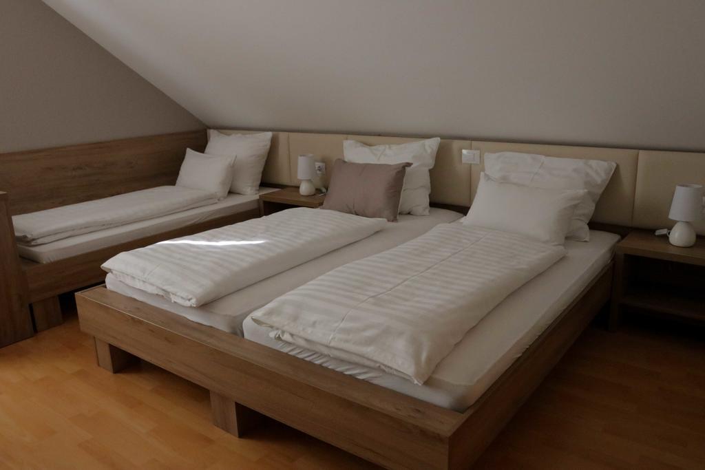 Homestay Sres Mlaka pri Kranju Ngoại thất bức ảnh